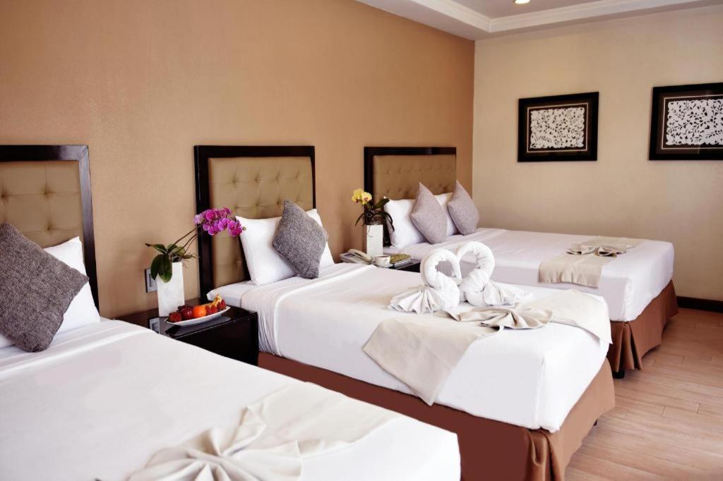 Aura One Hotel Baguio City Dış mekan fotoğraf